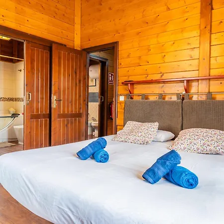 4br Wooden House -pool, Views & Parking 펜션
